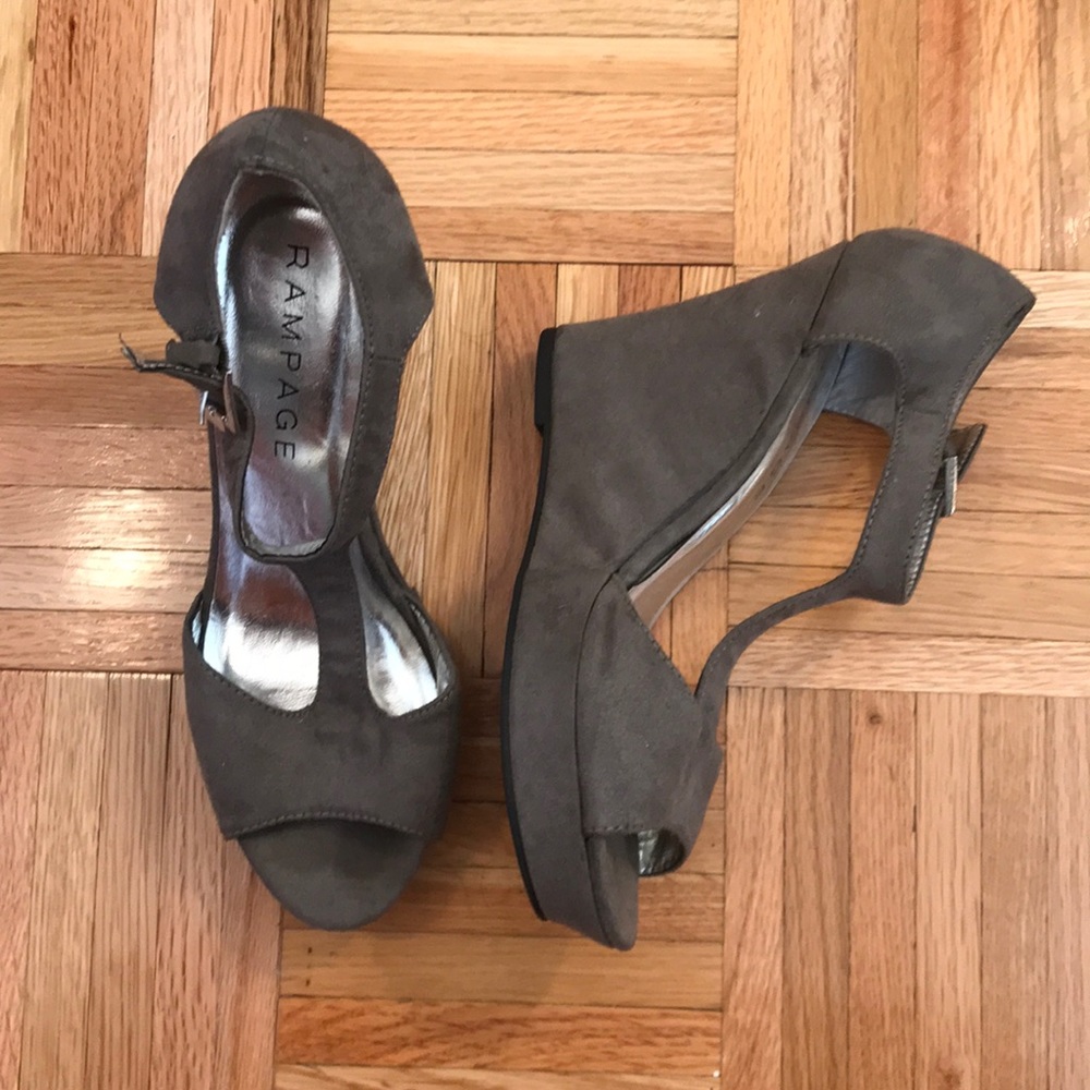 Rampage Grey Heels - Size 8.5